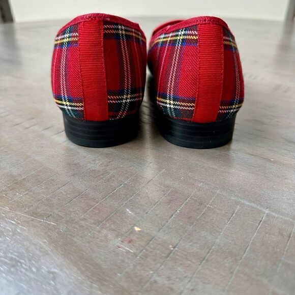 Charter Club red, plaid Femmie flats. - Picture 5 of 6